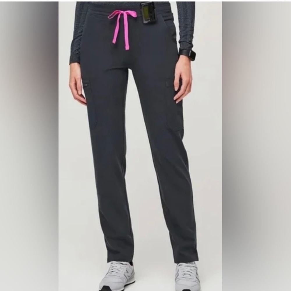 FIGS scrubs